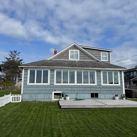 Seaside Beach Front House On The Promenade Exterior foto