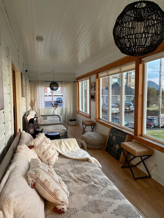 Seaside Beach Front House On The Promenade Exterior foto